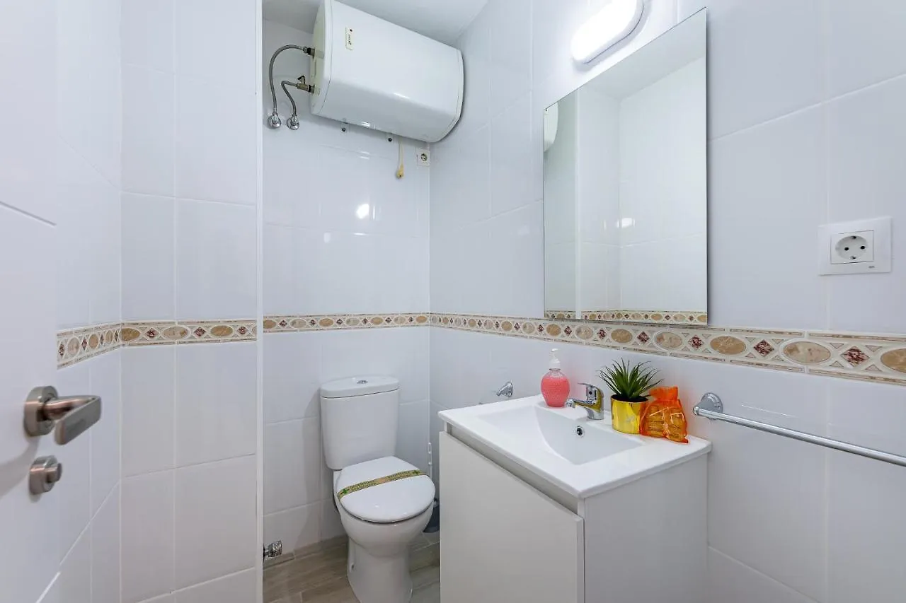 797 Holiday Rentals - Apartamento Para 3 En Piscis Con Piscinas Benalmádena Appartamento
