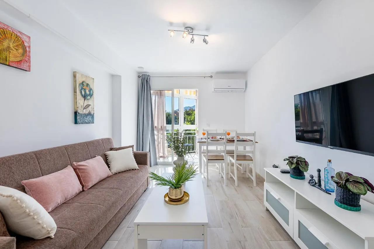 797 Holiday Rentals - Apartamento Para 3 En Piscis Con Piscinas Benalmadena 0*,